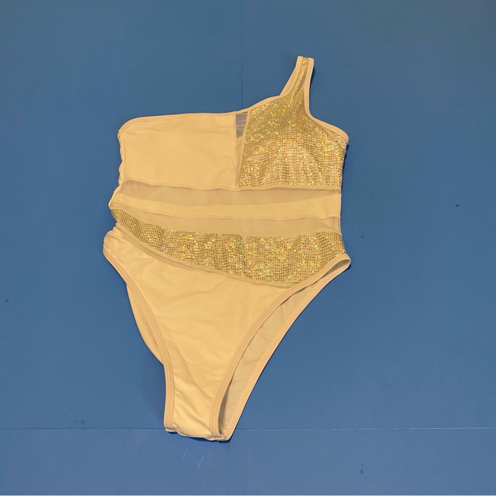 NWOT! One shoulder swim suit size large